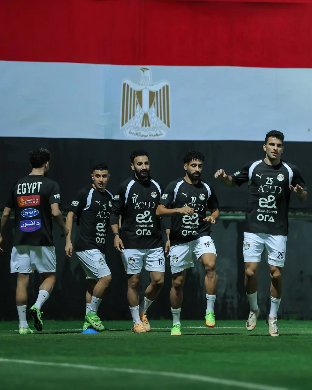 بالصور: المنتخب الوطني يبدأ معسكر مايو استعداداً لمواجهة روسيا الودية