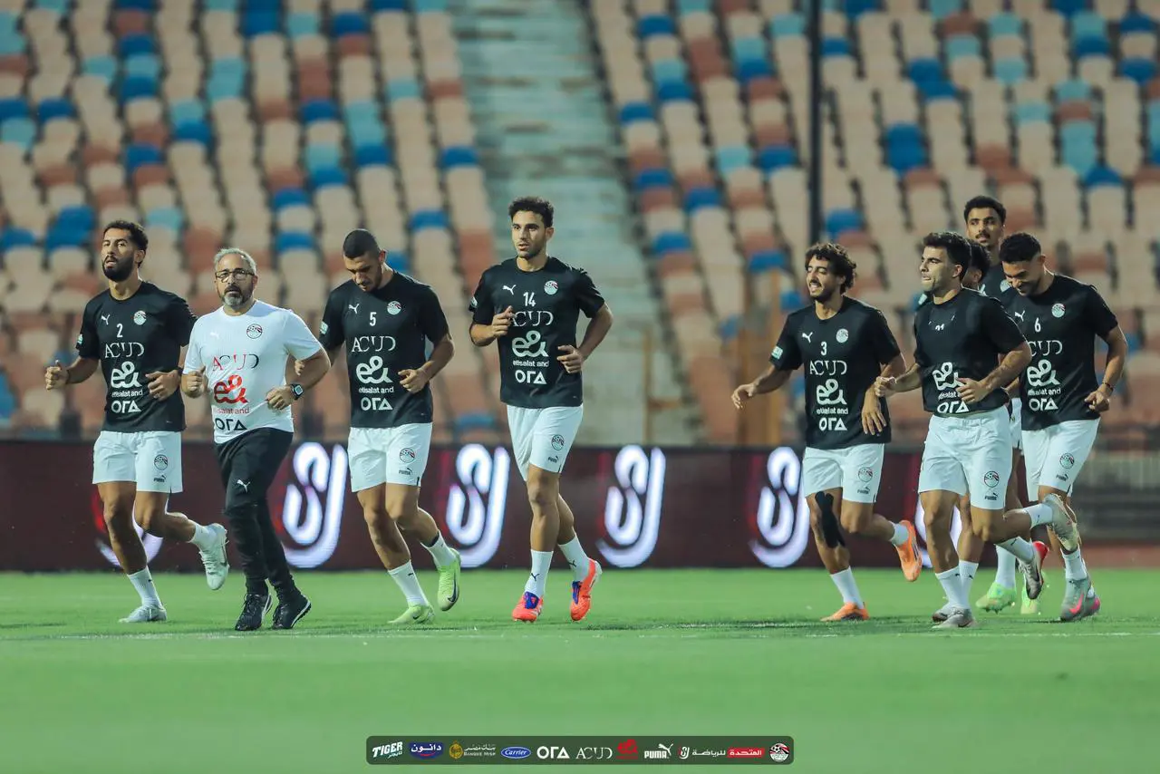 منتخب مصر يؤدي أول تدريباته على ملعب القاهرة قبل السفر للمغرب
