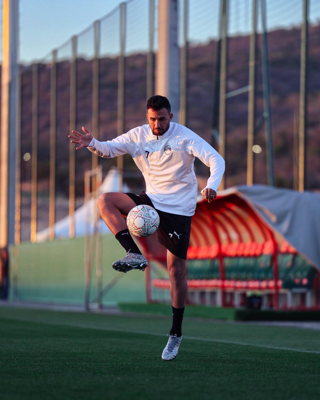 منتخب مصر يواصل تدريباته قبل مواجهة كوت ديفوار