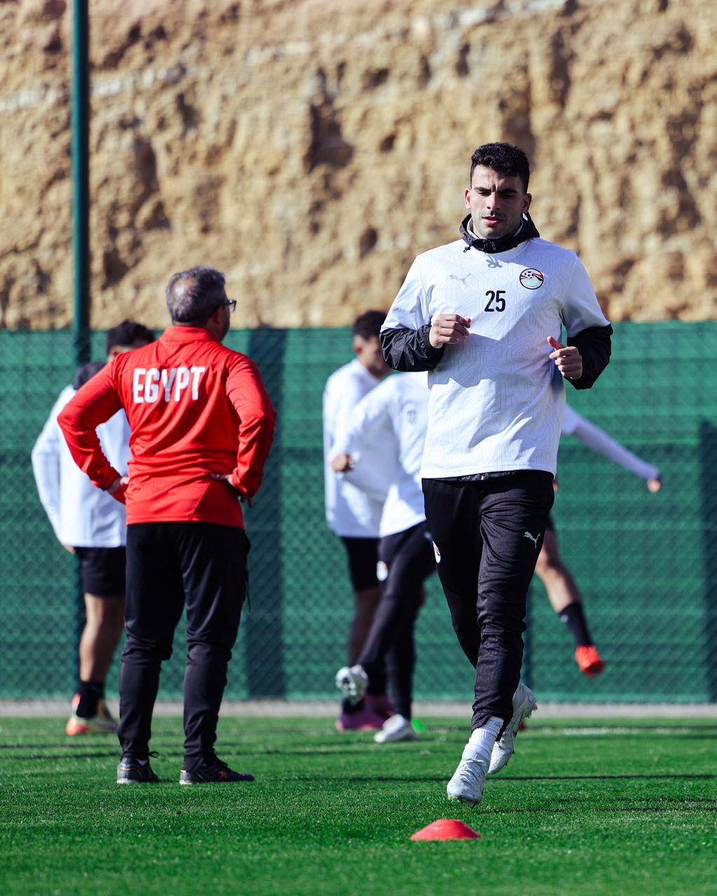 منتخب مصر يبدأ استعداداته لمواجهة جنوب أفريقيا 