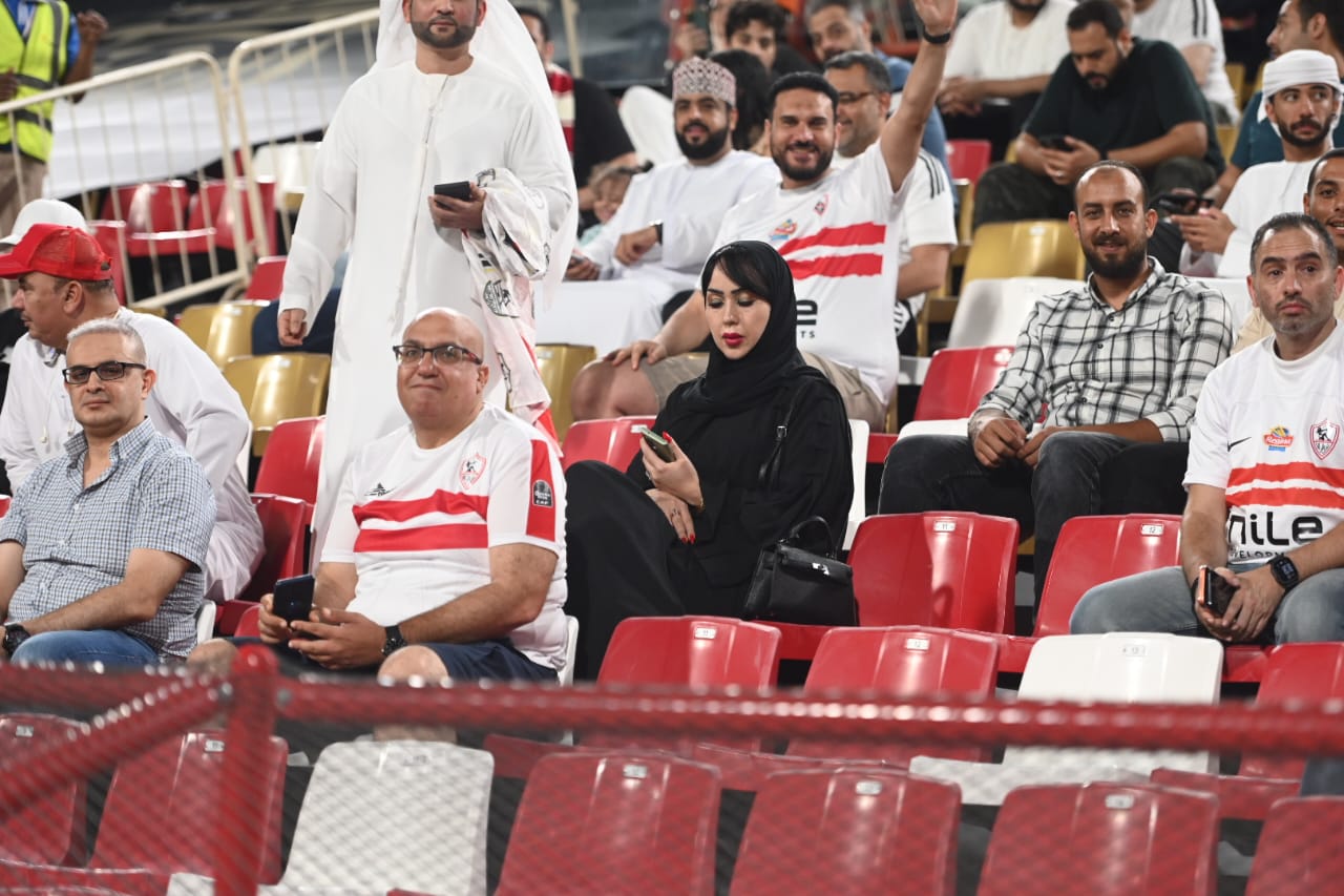 الحضور الجماهيري من نهائي كأس السوبر بدولة الإمارات