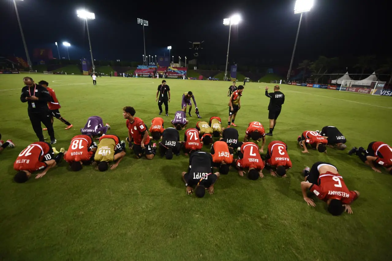 فرحة المنتخب الوطني تحت 17 سنة بعد التعادل مع فنزويلا بعشرة لاعبين