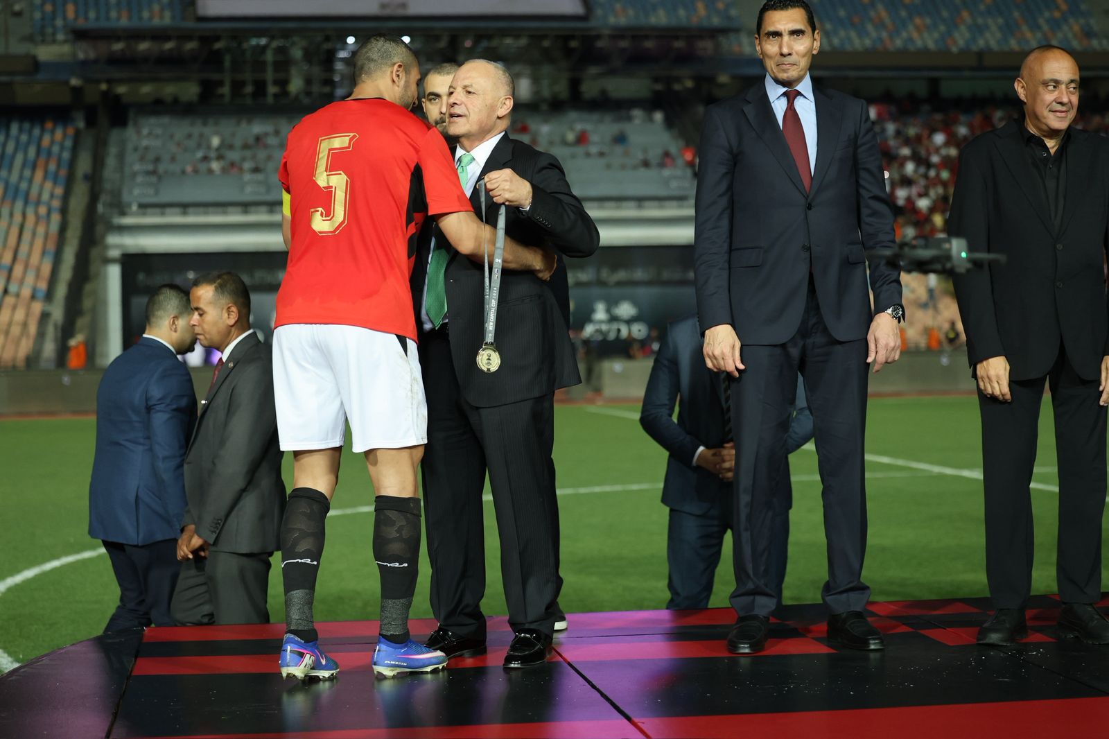الوزارة والاتحاد.. دعم لا نهائي للمنتخب لتحقيق طموحات جماهير مصر في كأس العالم