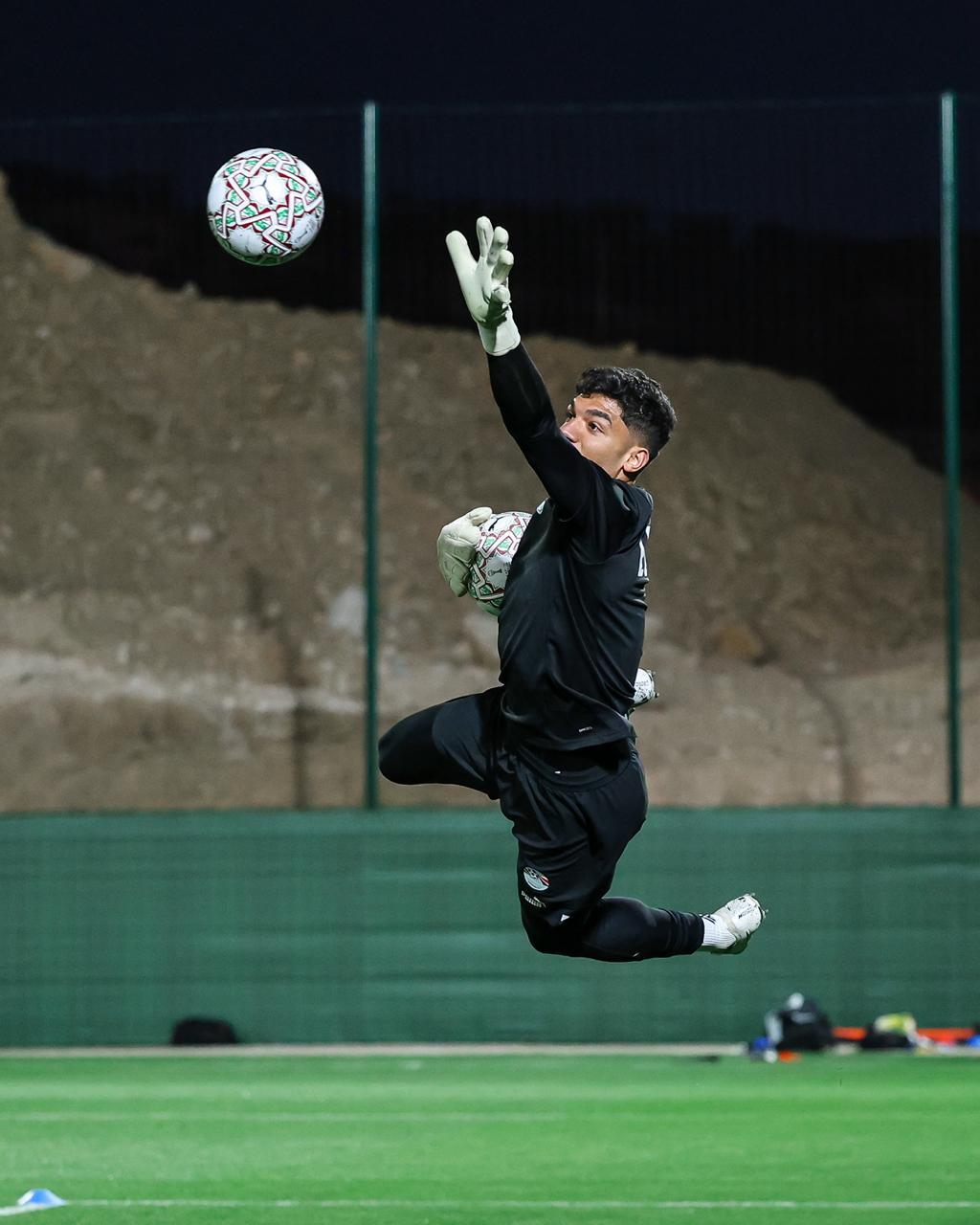 منتخب مصر يواصل تدريباته استعدادًا لضربة البداية أمام زيمبابوي في كأس الأمم الأفريقية