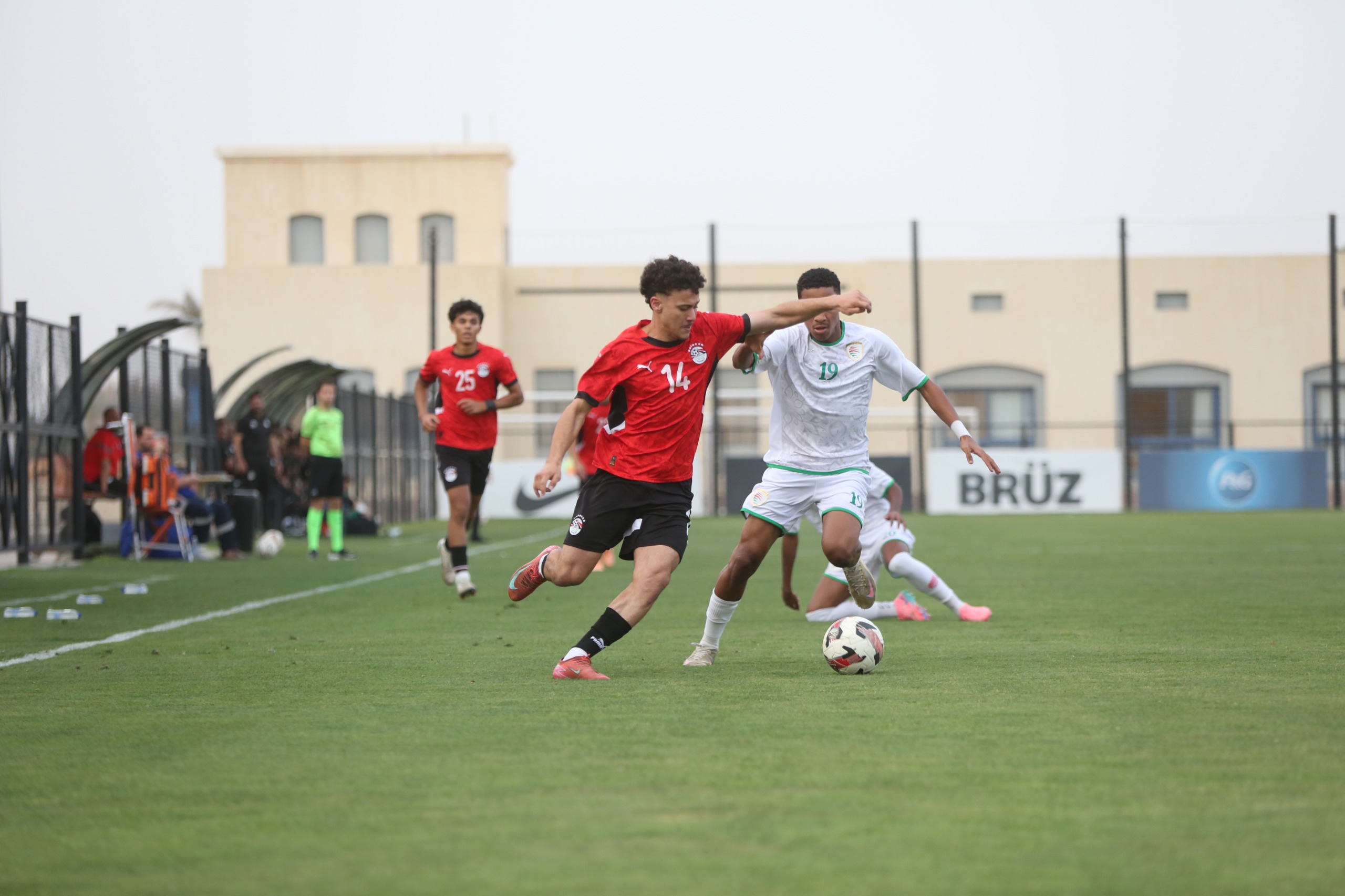 بالصور: منتخب الشباب يكرر فوزه على نظيره العماني (2 - 1) ودياً