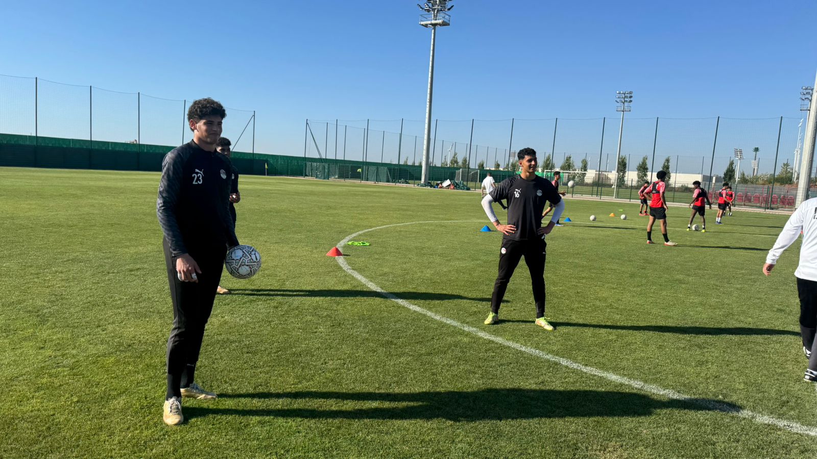 بالصور: منتخب الناشئين يختتم تحضيراته للقاء تنزانيا في نصف نهائي كأس أفريقيا