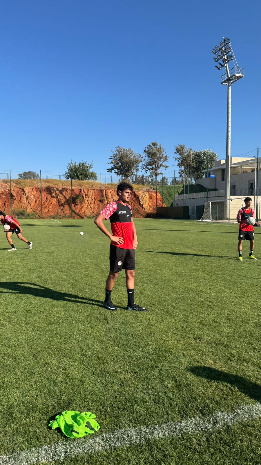 بالصور: منتخب الناشئين يختتم تحضيراته للقاء تنزانيا في نصف نهائي كأس أفريقيا