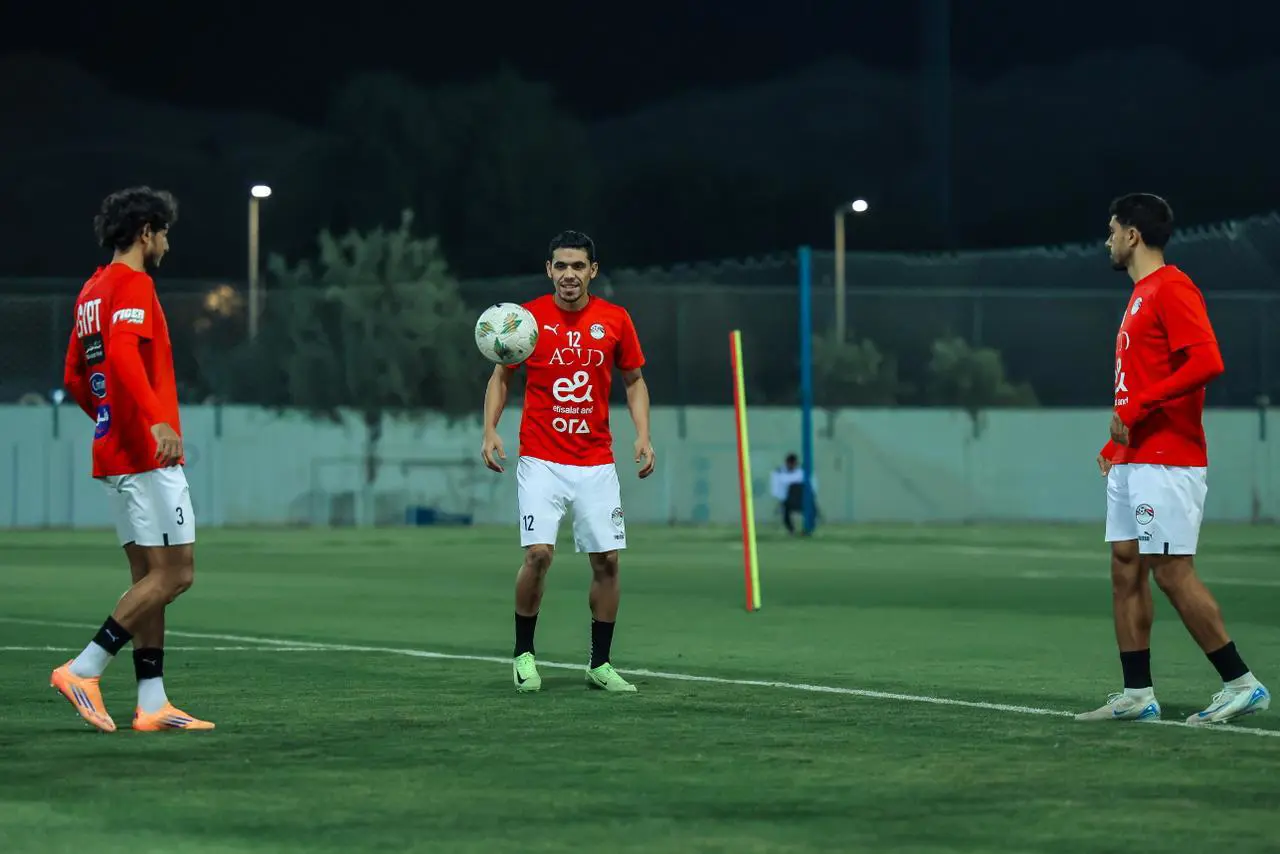 منتخب مصر يختتم تحضيراته لمواجهة أوزبكستان في دورة العين