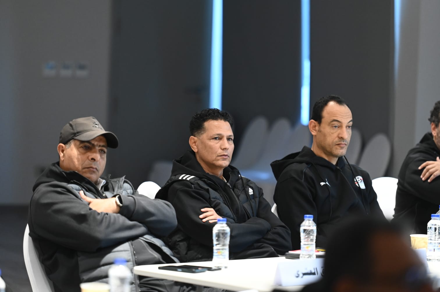 صور محاضرة pro1  عن طرق التعامل مع وسائل الإعلام