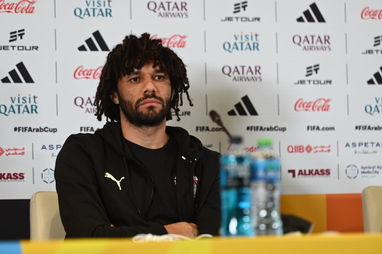 حلمي طولان والنني في المؤتمر الصحفي قبل مواجهة الإمارات