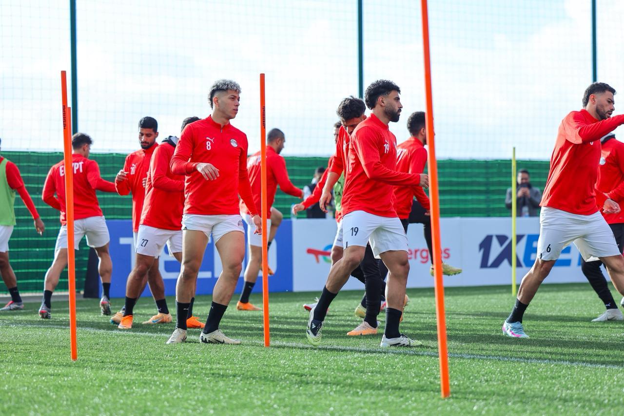 منتخب مصر يختتم تدريباته قبل مواجهة بنين غدًا