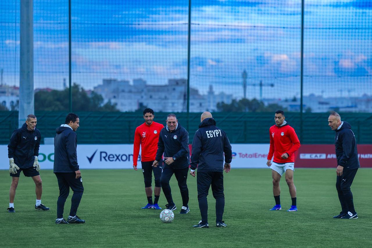 منتخب مصر يخوض آخر  تدريباته قبل مواجهة السنغال