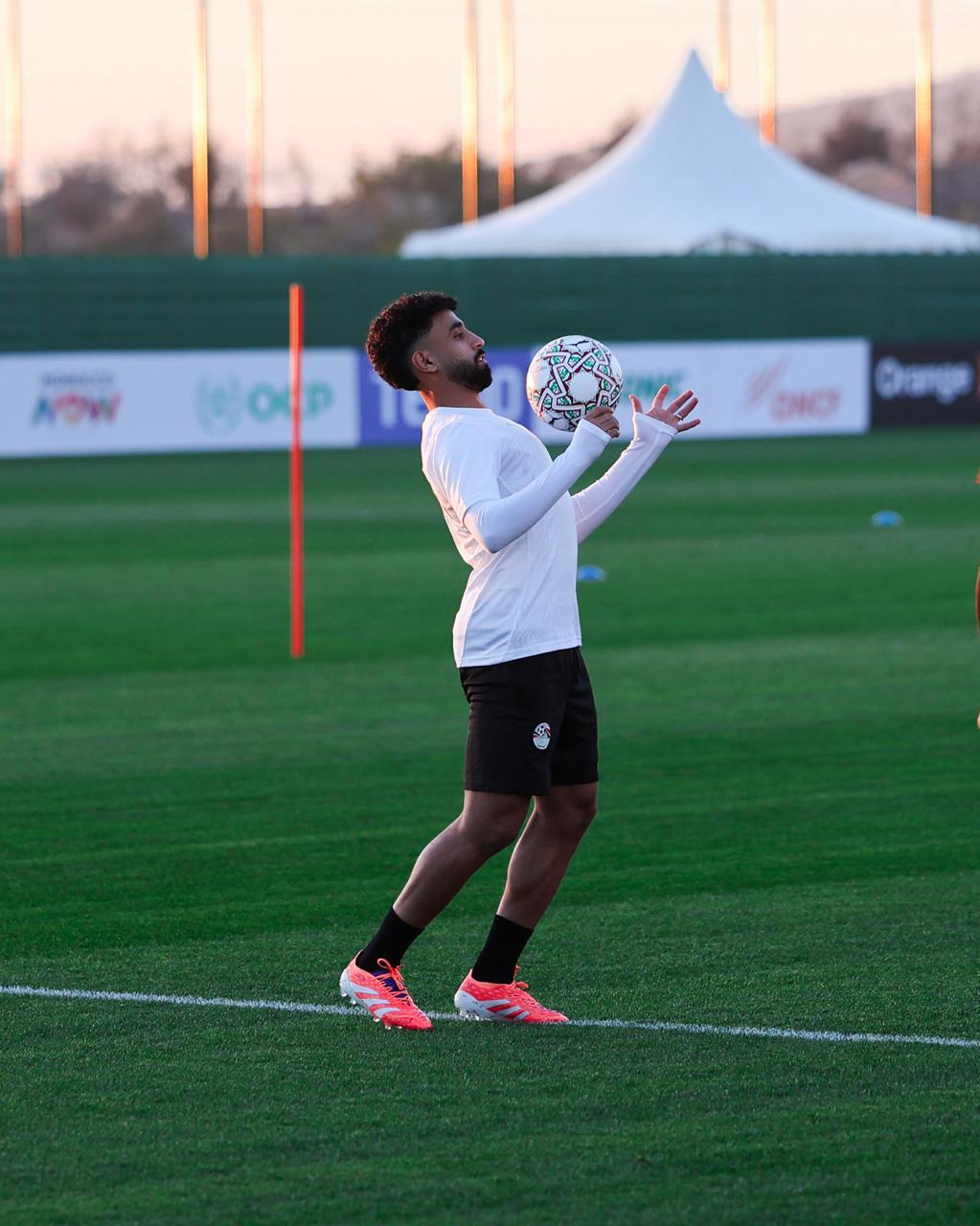 منتخب مصر يواصل تدريباته استعدادًا لضربة البداية أمام زيمبابوي في كأس الأمم الأفريقية