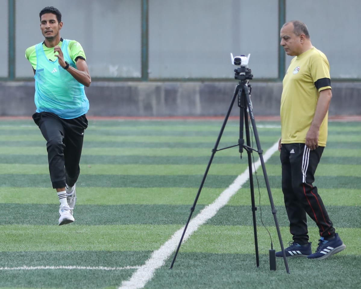 محاضرات نظرية وعملية للمحاضرين ومعدى اللياقة البدنية للحكام