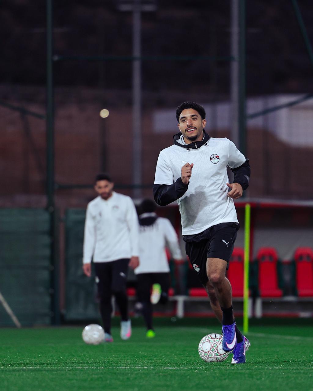 منتخب مصر يواصل تدريباته قبل مواجهة كوت ديفوار