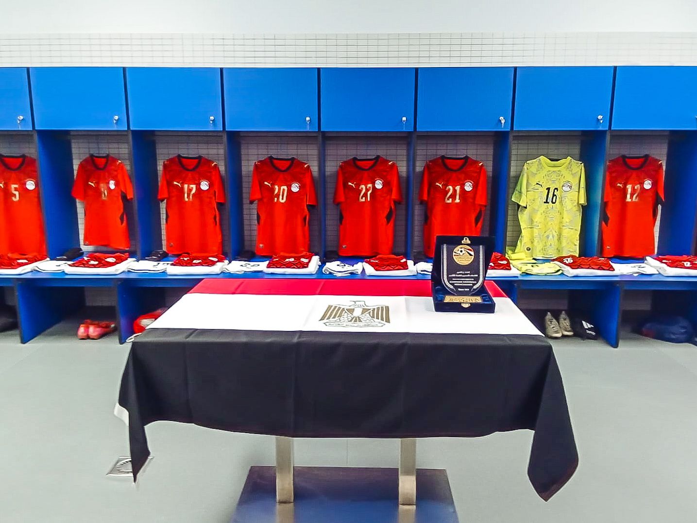 وصول منتخب مصر لملعب إسبانيول قبل مواجهة إسبانيا