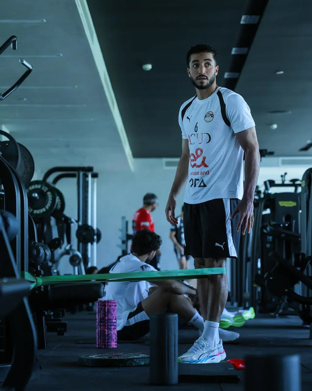 بالصور: المنتخب الوطني يتدرب في (الجيم) استعدادا للقاء روسيا