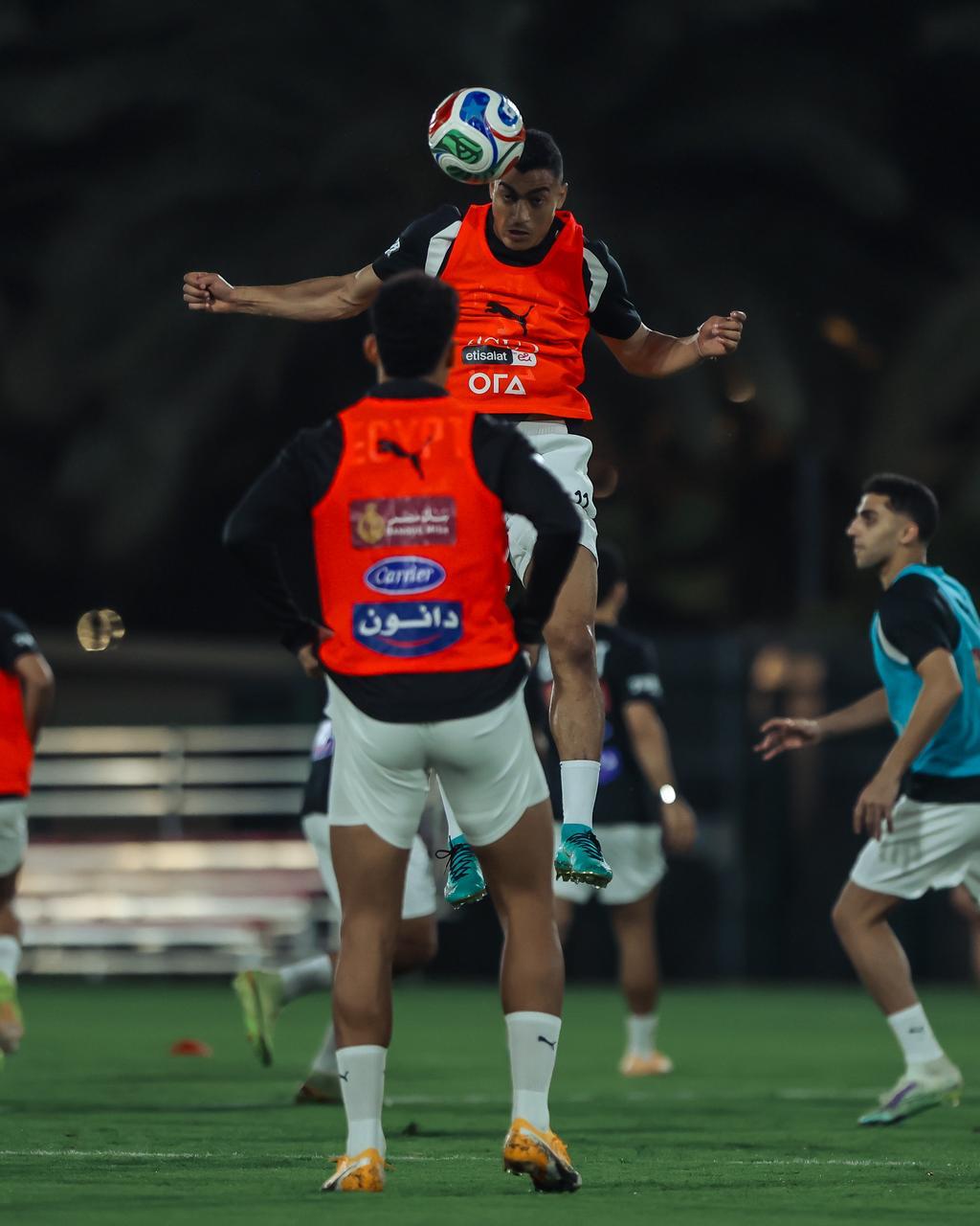 منتخب مصر يخوض تدريبه الأول في جدة استعداداً لودية السعودية 