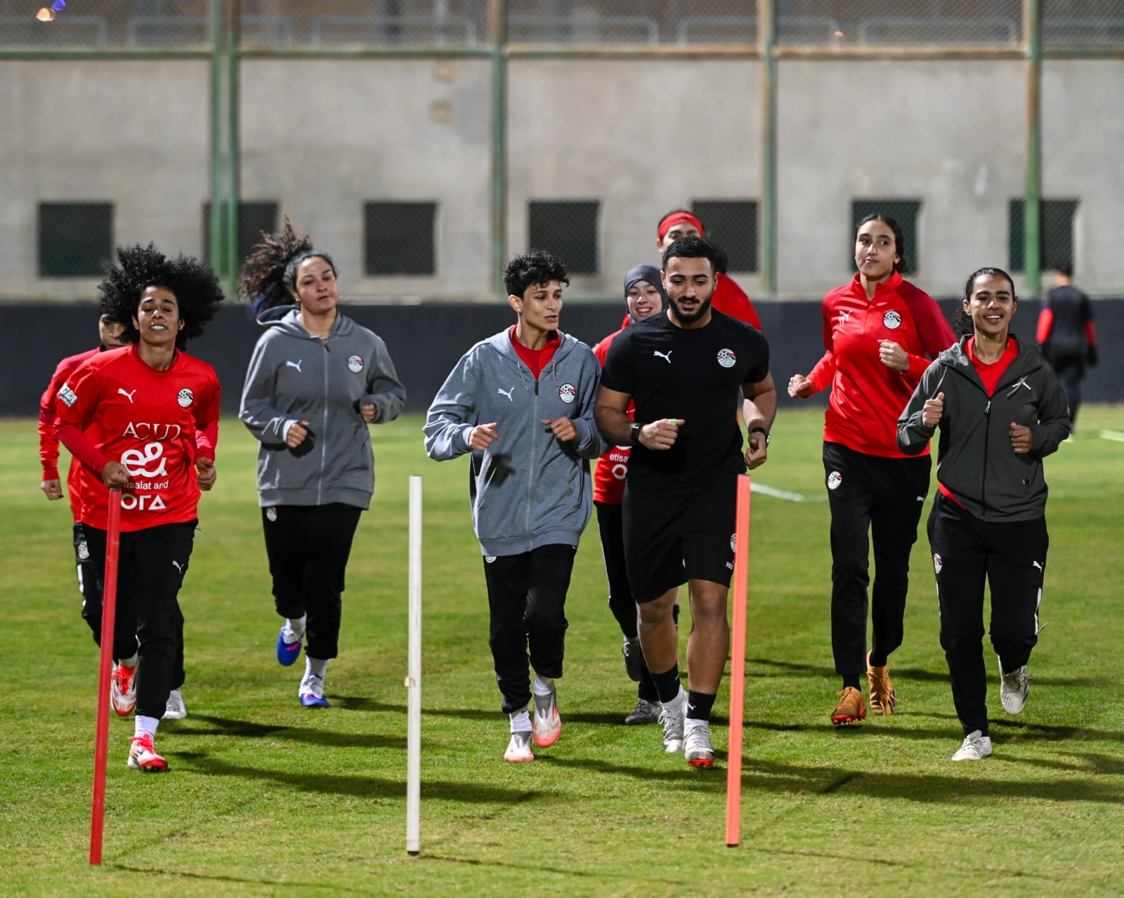 المنتخب الوطني للكرة النسائية يختتم تحضيراته لودية الجزائر الثانية