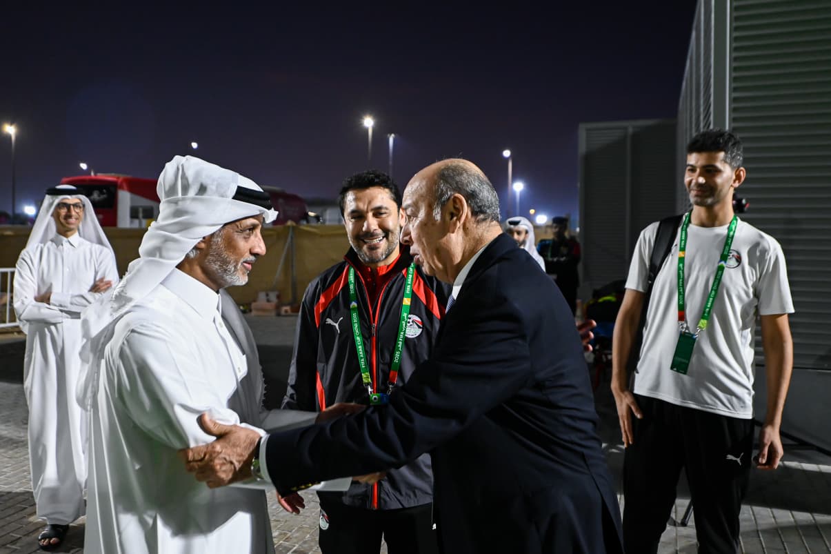 وزير الشباب والرياضة القطري يحضر مران منتخب مصر المشارك في كأس العرب
