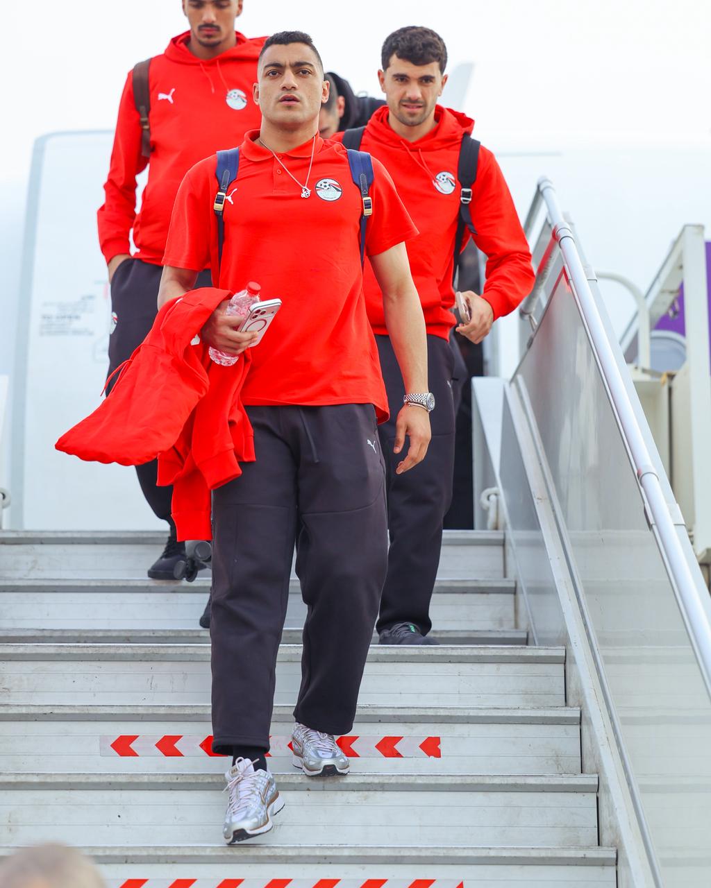 وصول بعثة منتخب مصر إلى جدة لمواجهة السعودية الجمعة