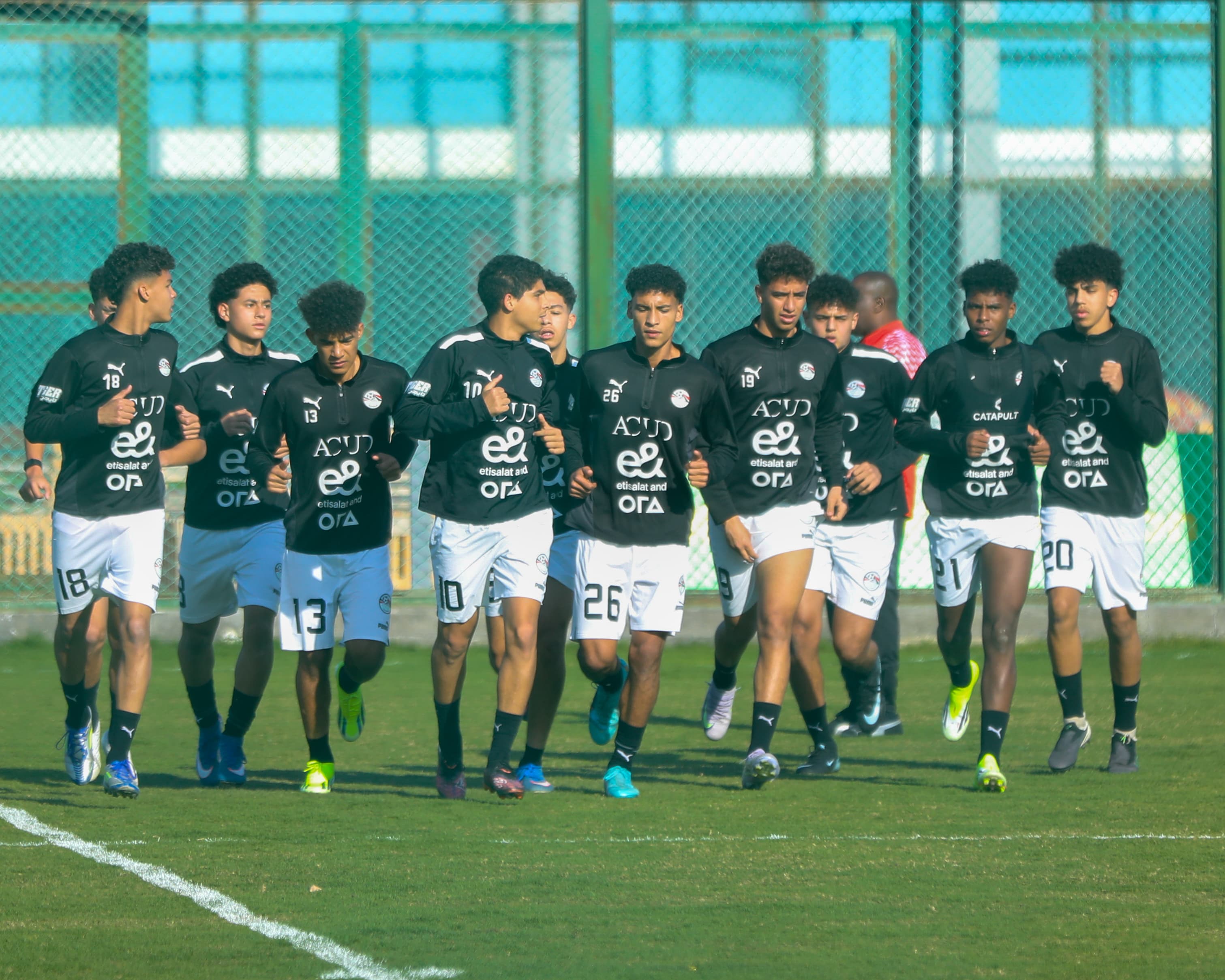 بجدية وحماس.. منتخبنا الوطني للناشئين يواصل تدريباته استعداداً لكأس الأمم الأفريقية