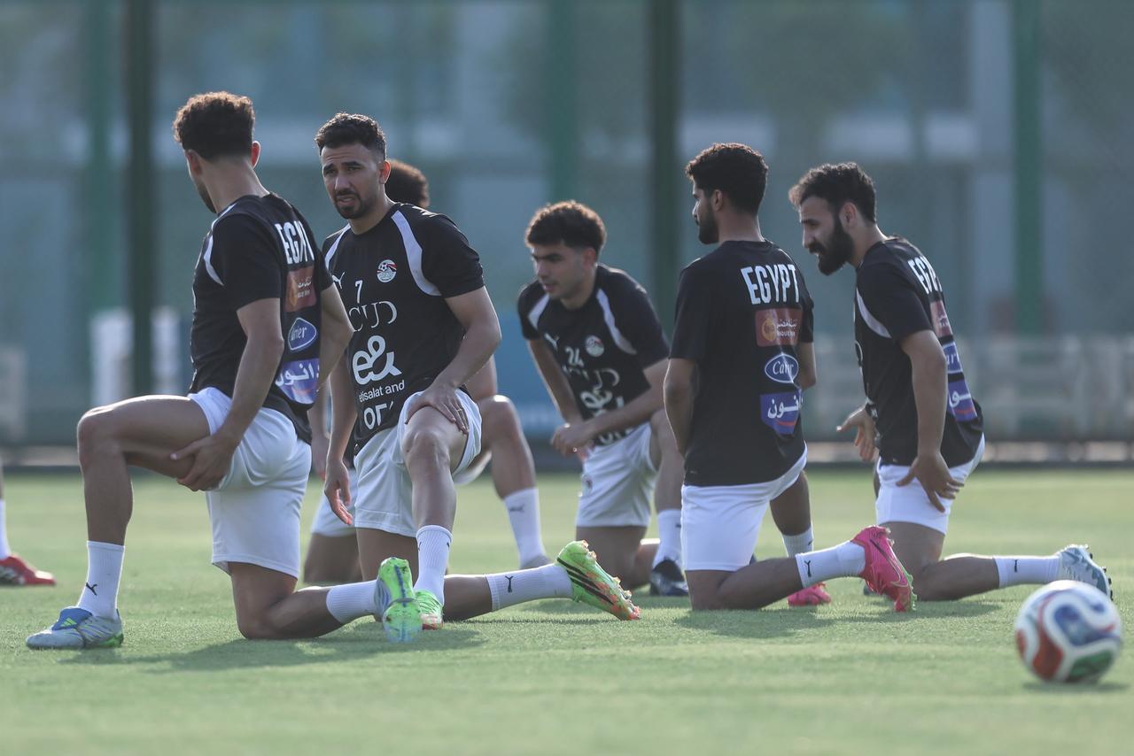بالصور: منتخب مصر يواصل تدريباته استعدادا لروسيا بحضور مرموش وعبد الكريم
