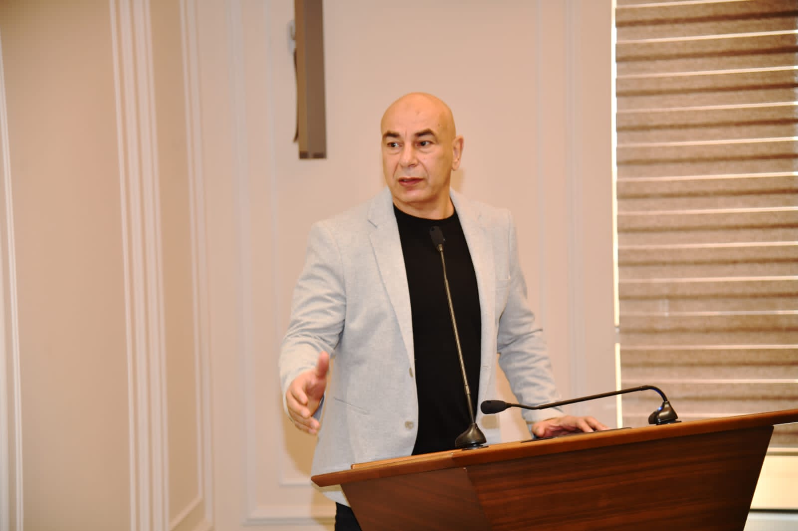 أبوريدة وحسام حسن يتحدثان عن استعدادات المنتخب للمونديال في مجلس النواب