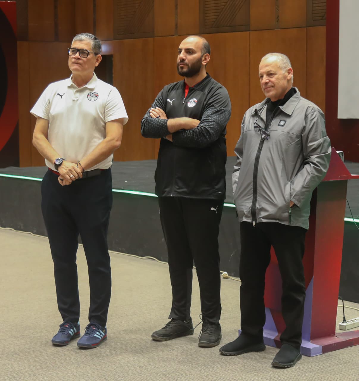 بالصور.. أبو ريدة في ختام معسكر الحكام الواعدين