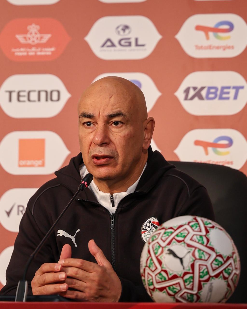 حسام حسن و"تريزيجيه" في المؤتمر الصحفي قبل لقاء كوت ديفوار غدا