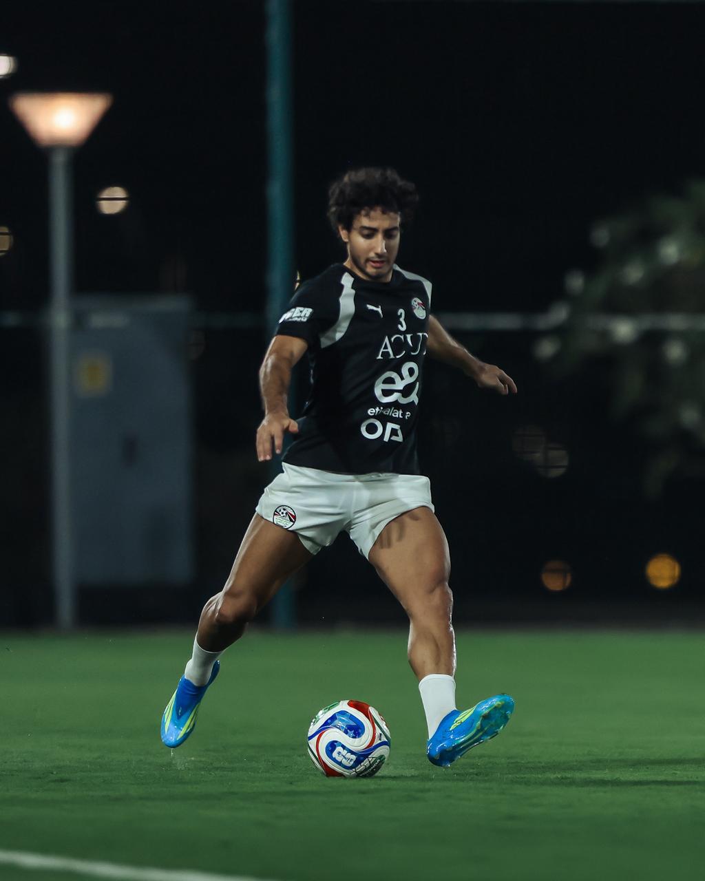 منتخب مصر يخوض تدريبه الأول في جدة استعداداً لودية السعودية 