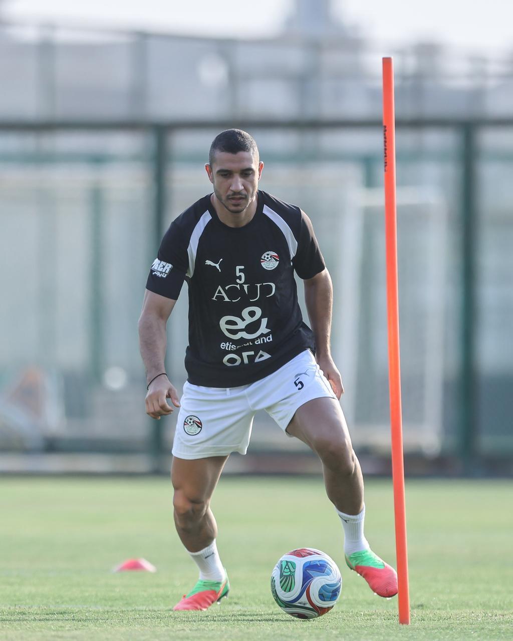 بالصور: منتخب مصر يواصل تدريباته استعدادا لروسيا بحضور مرموش وعبد الكريم
