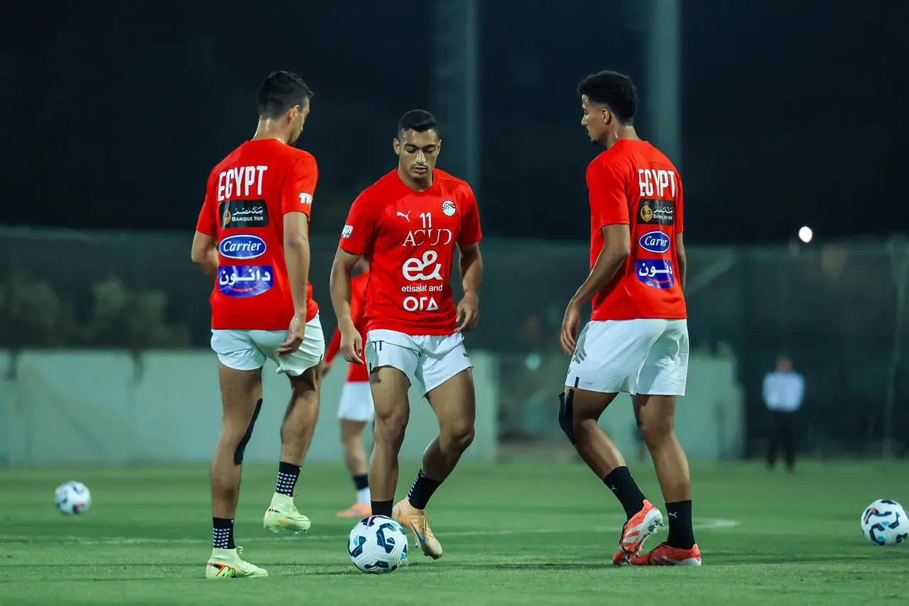 منتخب مصر يختتم تحضيراته لمواجهة أوزبكستان في دورة العين